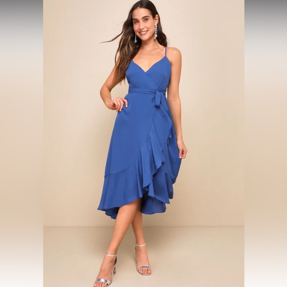 Lulus Dresses & Skirts - Lulu's Blue Midi Dress